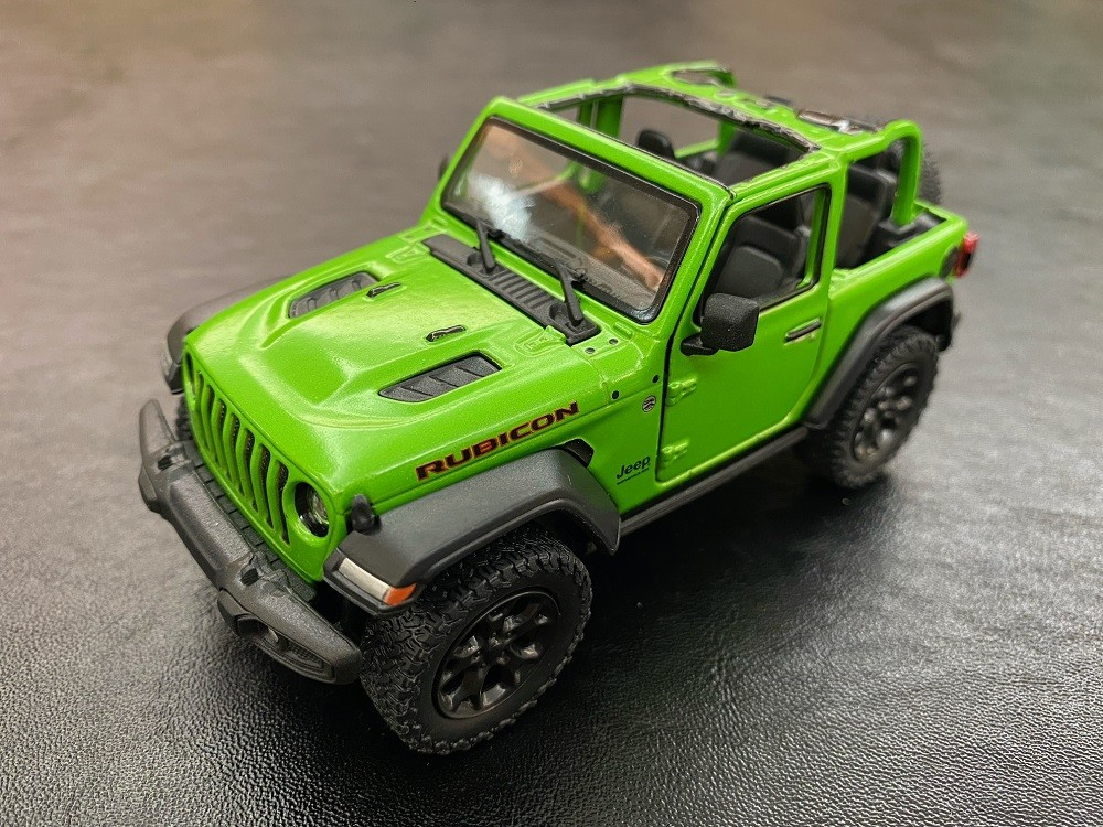 MASINUTA METALICA JEEP WRANGLER 13CM SCARA 1 LA 34 [4]
