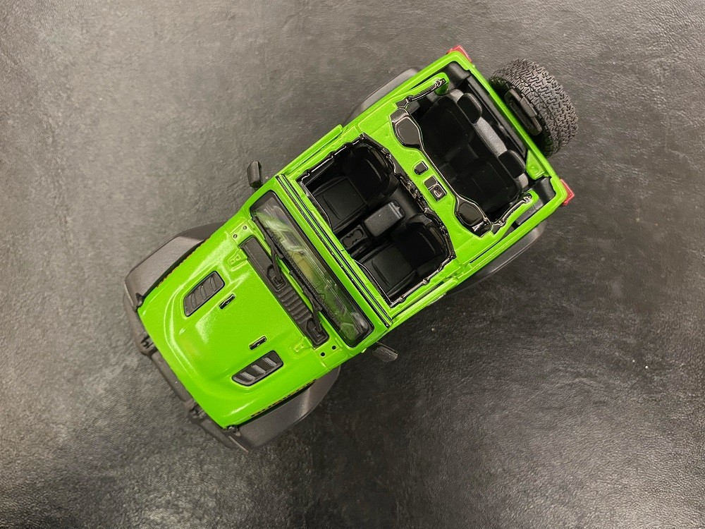 MASINUTA METALICA JEEP WRANGLER 13CM SCARA 1 LA 34 [6]