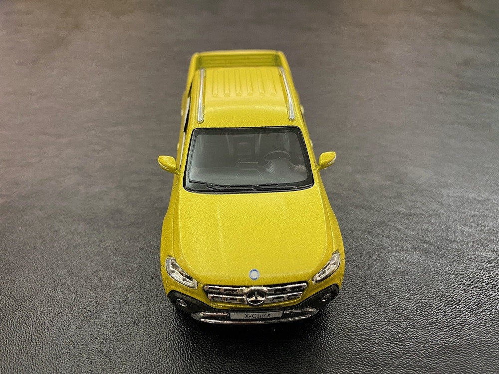 MASINUTA METALICA MERCEDES BENZ X CLASS 13CM SCARA 1 LA 42 [7]