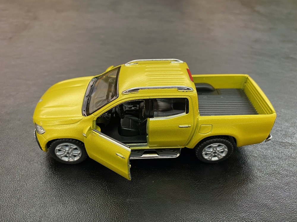 MASINUTA METALICA MERCEDES BENZ X CLASS 13CM SCARA 1 LA 42 [9]