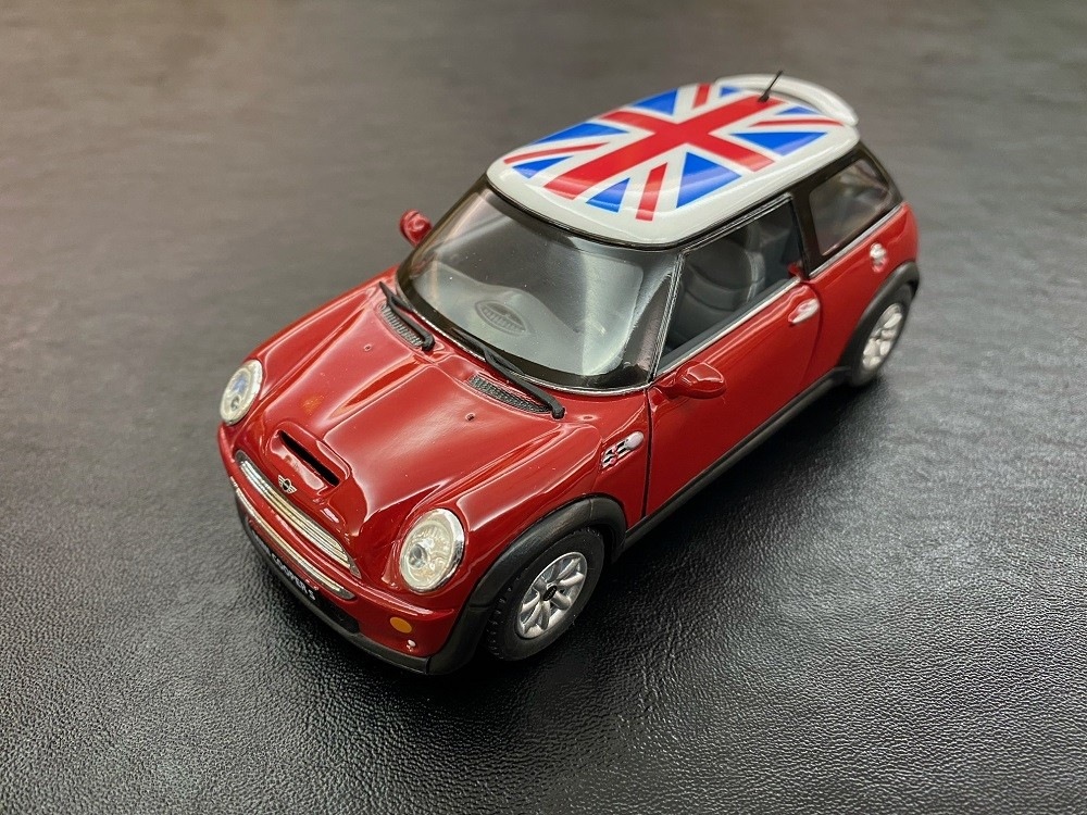 MASINUTA METALICA MINICOOPER 13CM SCARA 1 LA 28 [9]