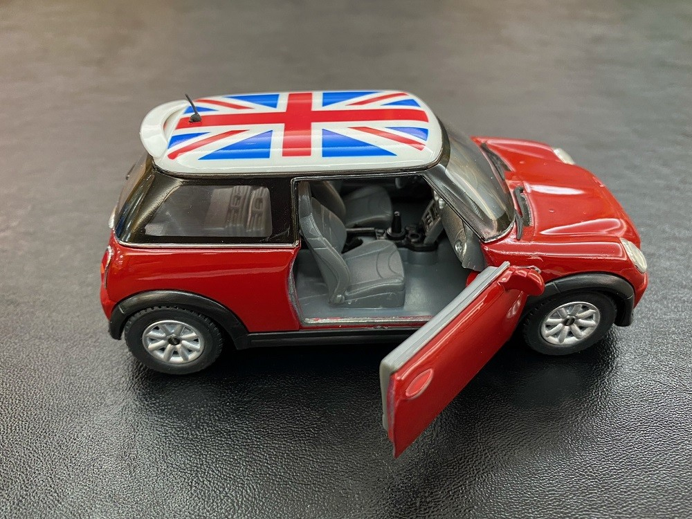 MASINUTA METALICA MINICOOPER 13CM SCARA 1 LA 28 [5]