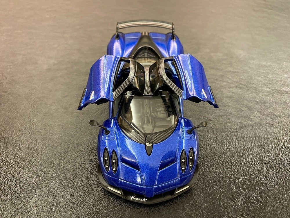 MASINUTA METALICA PAGANI HUAYRA 13CM SCARA 1 LA 38 [8]
