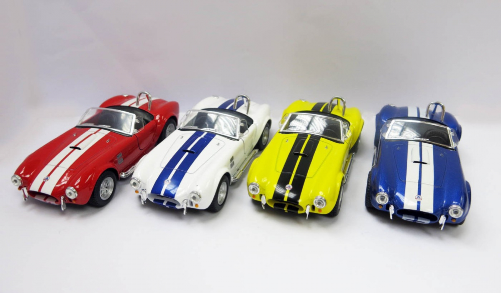 MASINUTA METALICA SHELBY COBRA 13CM SCARA 1 LA 32 [2]