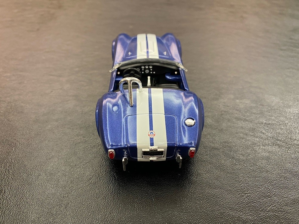 MASINUTA METALICA SHELBY COBRA 13CM SCARA 1 LA 32 [5]