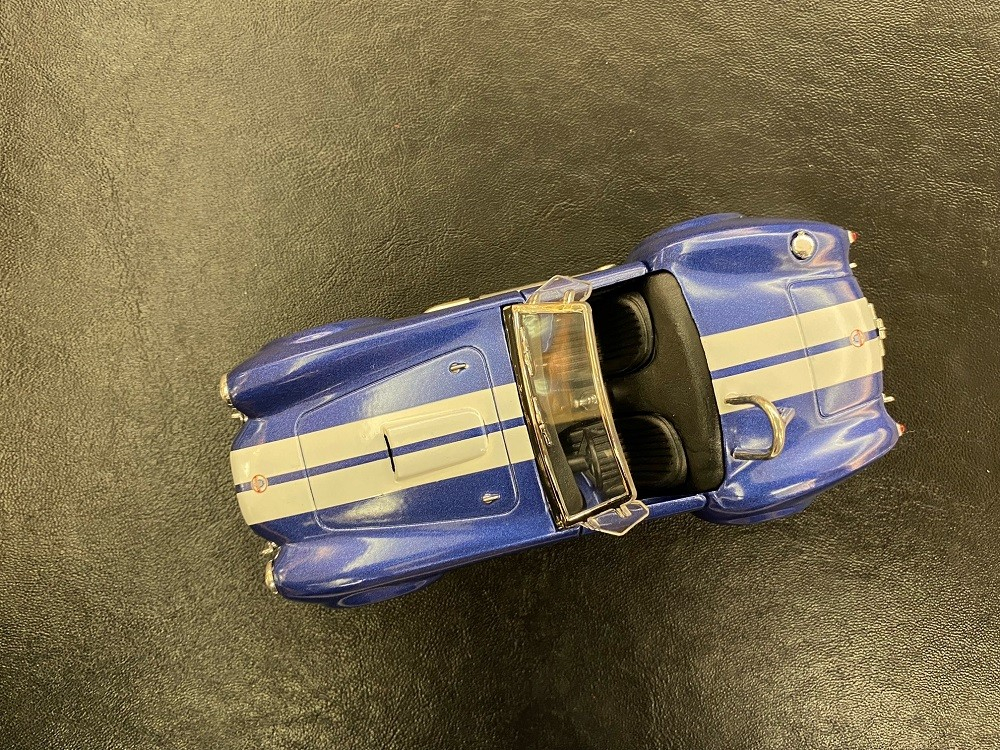 MASINUTA METALICA SHELBY COBRA 13CM SCARA 1 LA 32 [6]