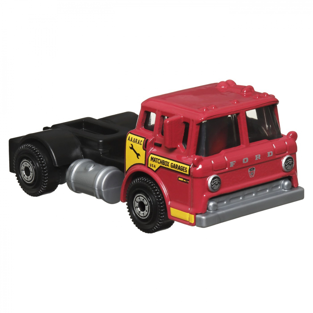 Matchbox Set 9 Masinute International Ambulance [9]