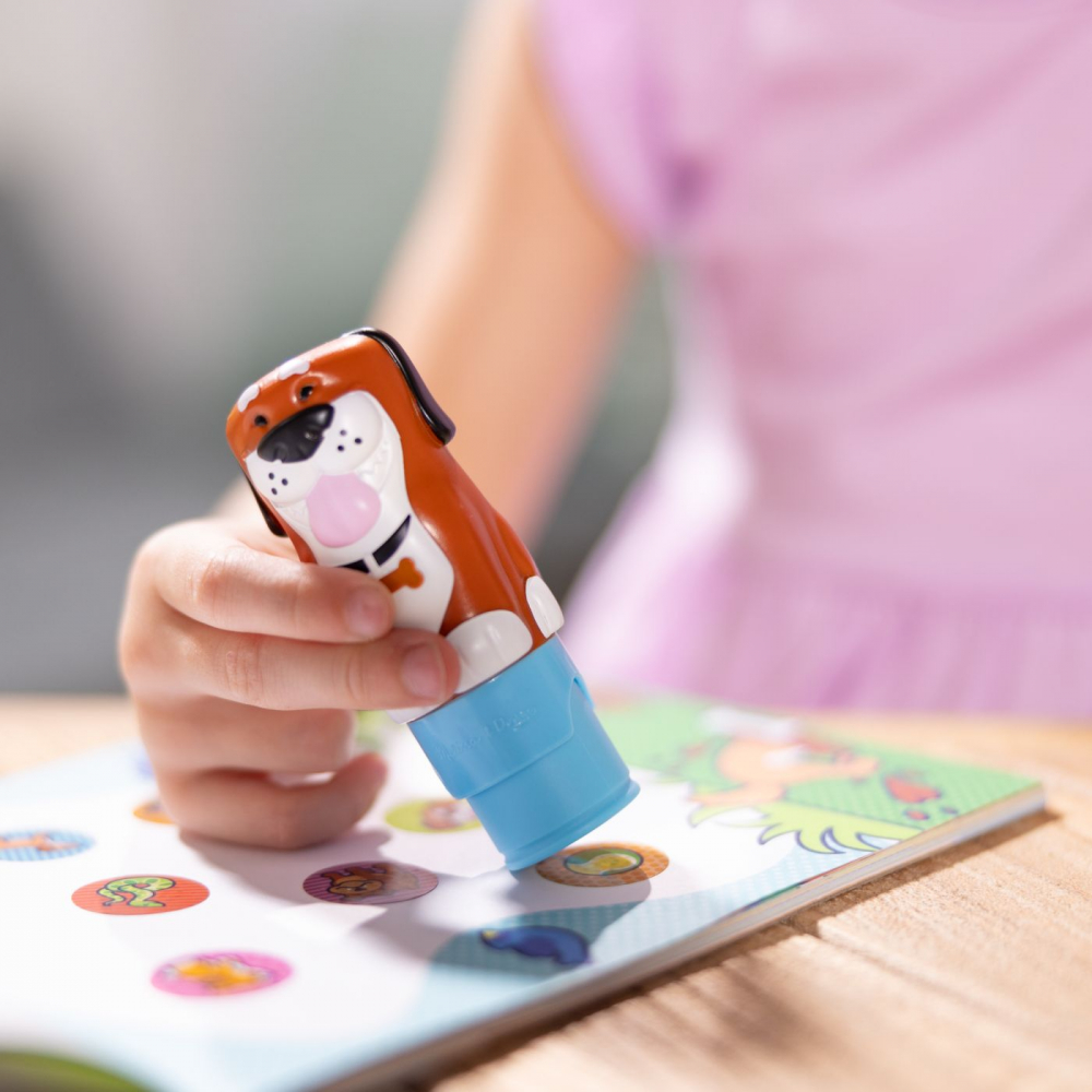 MELISSA AND DOUG SET DE JOACA AUTOCOLANTE SI STAMPILA CU CATELUS REINCARCABILA [7]