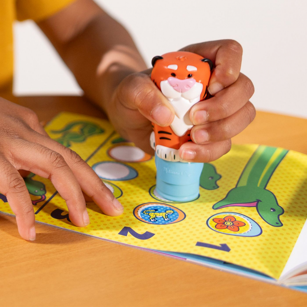 MELISSA AND DOUG SET DE JOACA AUTOCOLANTE SI STAMPILA REINCARCABILA TIGRU [7]