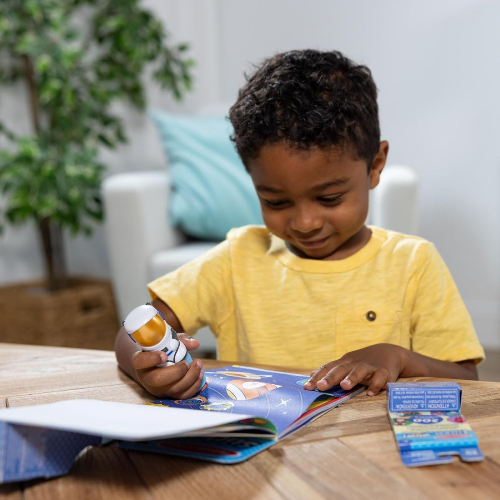 MELISSA AND DOUG STICKER WOW SET DE JOACA AUTOCOLANTE SI STAMPILA ASTRONAUT [4]