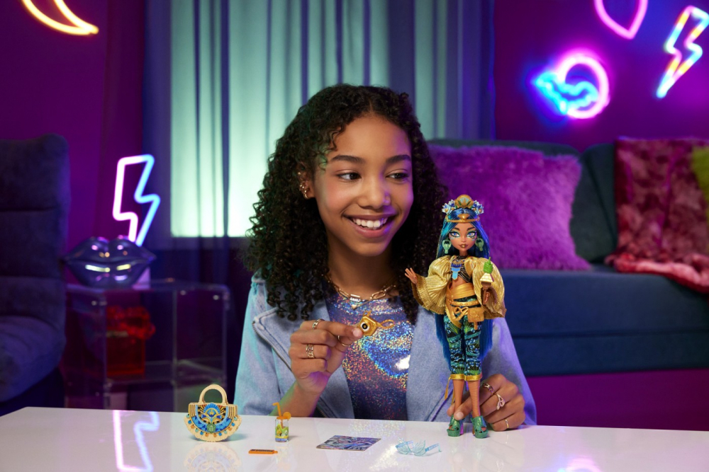 MONSTER HIGH PAPUSA CLEO DE NILE [4]