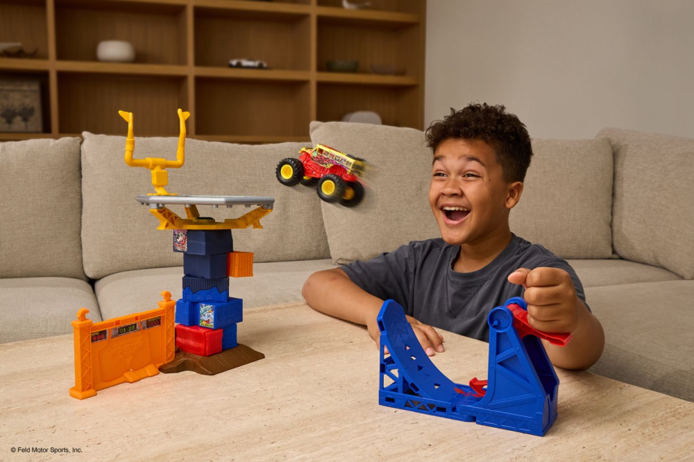MONSTER JAM SMASH AND BASH SET DE JOACA CRASH COURSE [4]