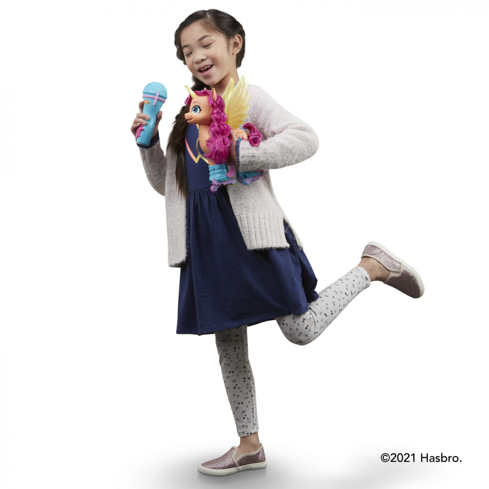 My Little Pony Canta Si Patineaza Cu Sunny [4]