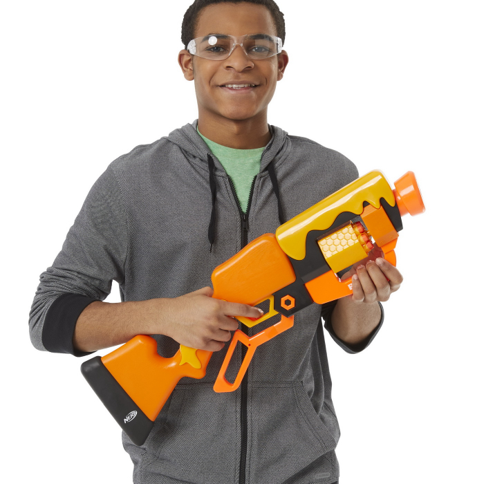 Nerf blaster roblox adopt me bees [3]