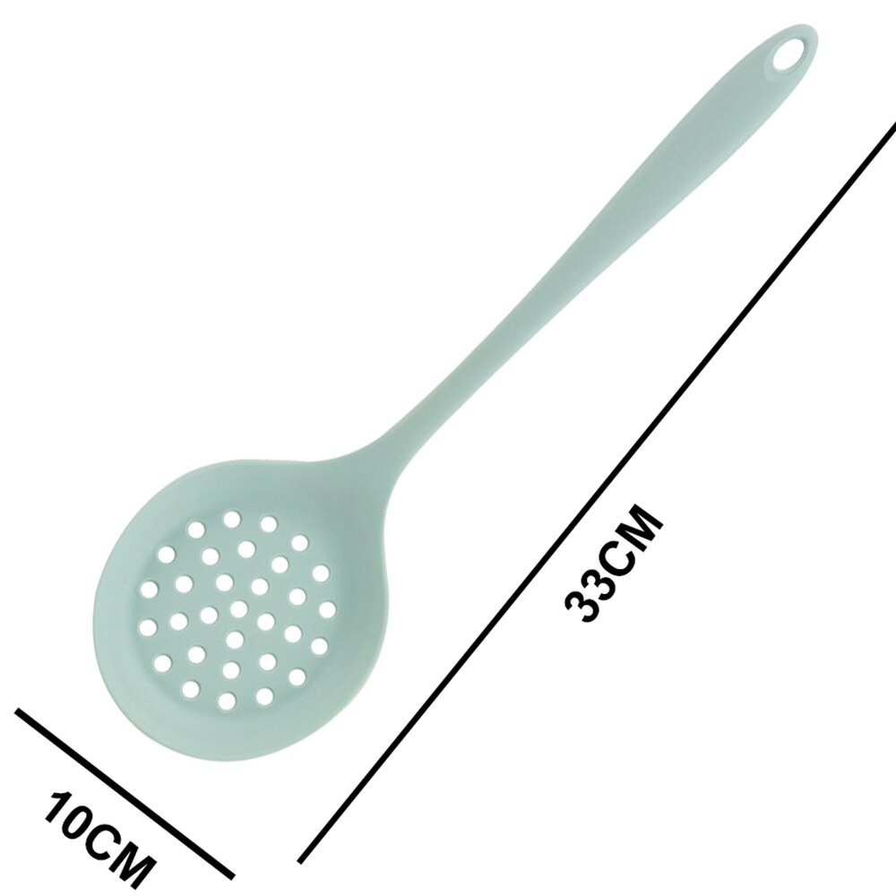 Înveselește-ți bucătăria cu Paleta de strecurare din silicon, 33x10 cm! Disponibilă în culori vibrante, această ustensilă adaugă un strop de bucurie fiecărei sesiuni de gătit.  Caracteristici:  Material: silicon alimentar, flexibil și durabil  Dimensiuni: 33 x 10 cm  Rezistentă la temperaturi ridicate  Ușor de curățat și de întreținut  Disponibilă în diverse culori atractive [2]