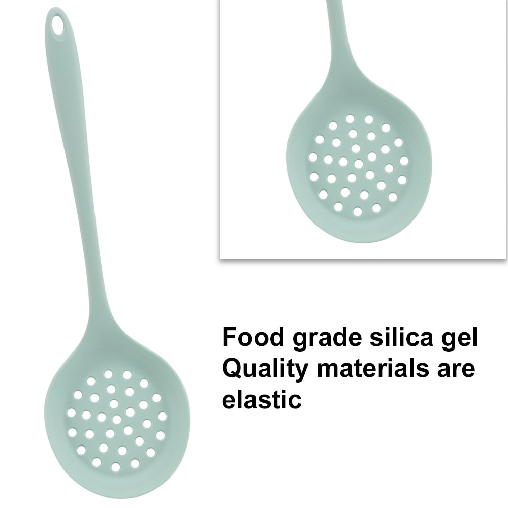 Înveselește-ți bucătăria cu Paleta de strecurare din silicon, 33x10 cm! Disponibilă în culori vibrante, această ustensilă adaugă un strop de bucurie fiecărei sesiuni de gătit.  Caracteristici:  Material: silicon alimentar, flexibil și durabil  Dimensiuni: 33 x 10 cm  Rezistentă la temperaturi ridicate  Ușor de curățat și de întreținut  Disponibilă în diverse culori atractive [3]