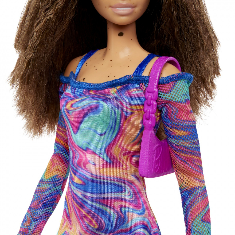 Papusa Barbie Fashionista Satena Cu Pistrui [2]
