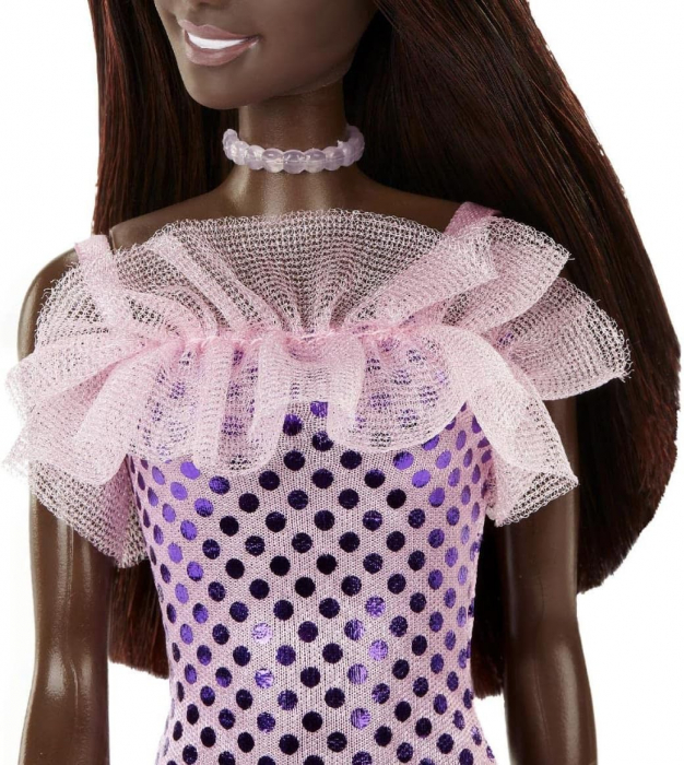 Papusa Barbie Tinute Stralucitoare Bruneta Cu Rochita Mov [4]