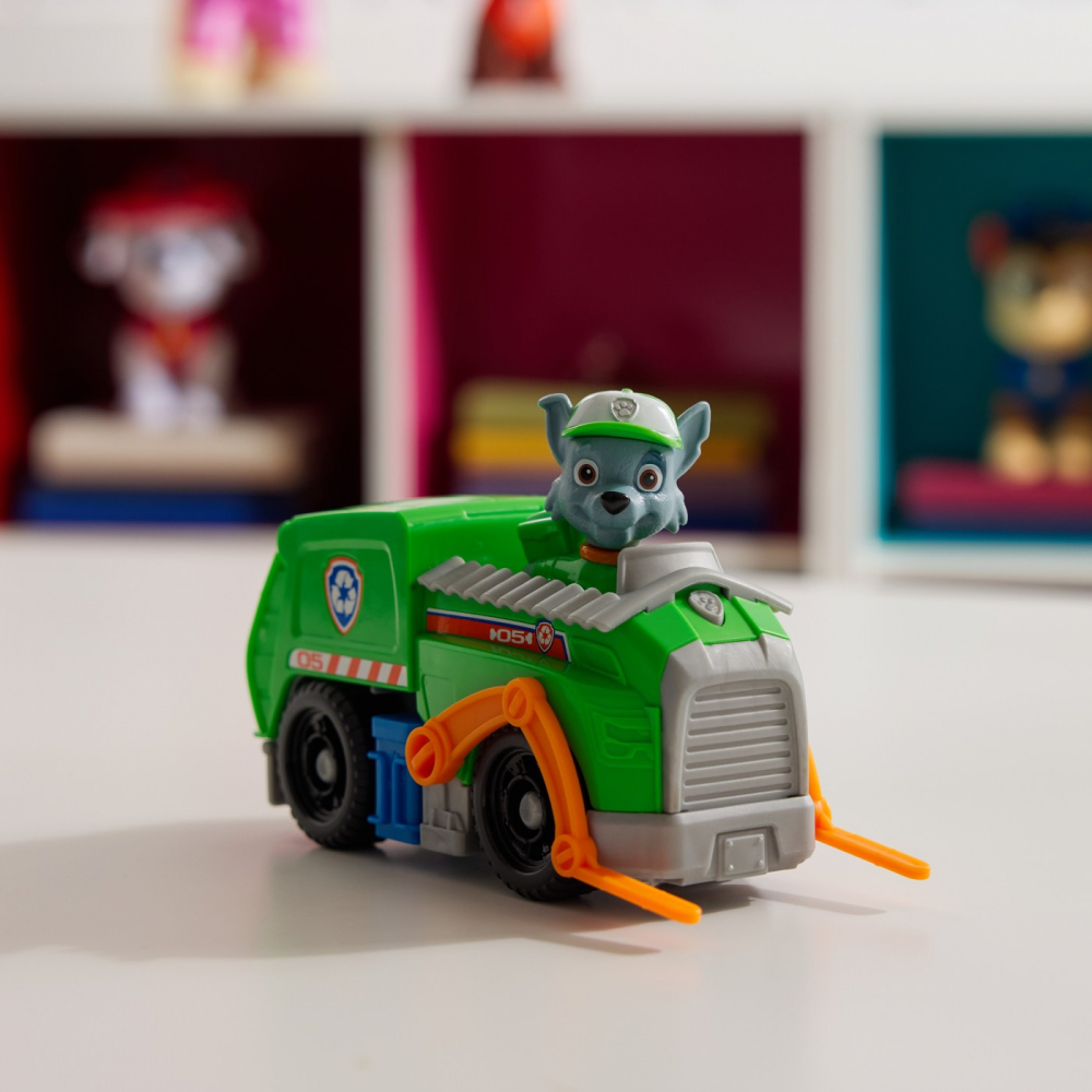 PATRULA CATELUSILOR SET VEHICUL DE BAZA CAMIONUL DE RECICLARE  SI FIGURINA ROCKY [6]