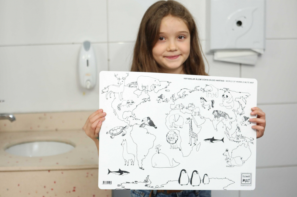 Planșă Reutilizabilă de Colorat – Lumea Animalelor – 48 × 33,5 cm – Descoperă Natura Prin Culoare [3]