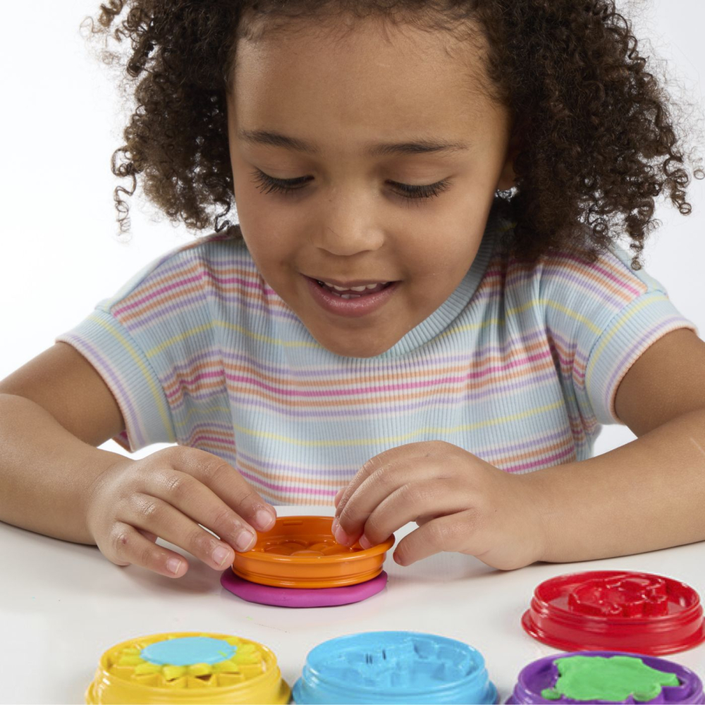 PLAY DOH DISNEY JR CLUBUL LUI MICKEY MOUSE SET MODELEAZA O POVESTE [8]