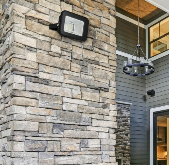 Proiector LED de exterior [2]