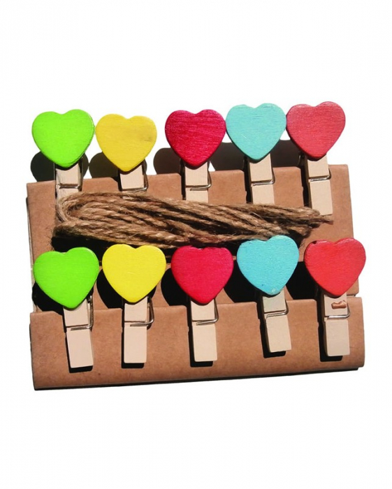 Set 10 carlige din lemn cu inimioare,multicolor,4cm