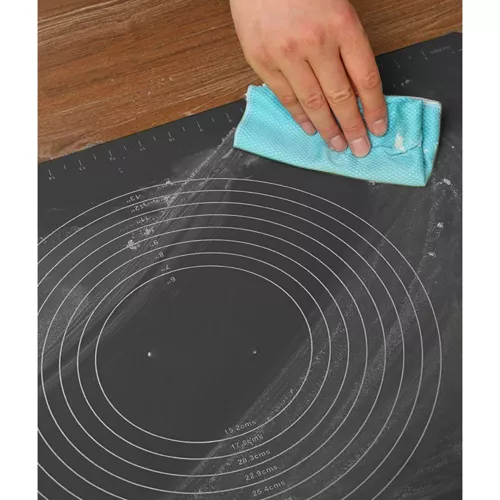 Set covoras si sucitor pentru aluat, silicon,antiderapant,negru [6]