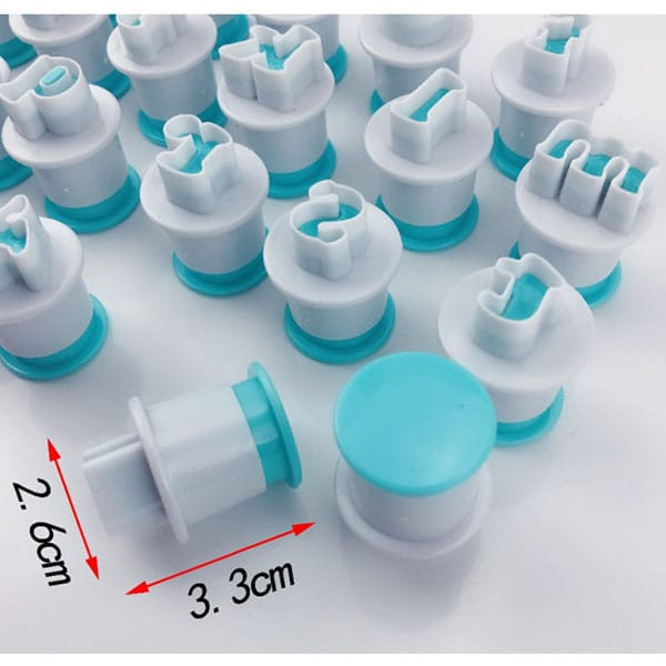 Set Decupatoare cu Piston, pentru Martipan, Biscuiti, Coca, Litere Mici, 26 bucati [2]