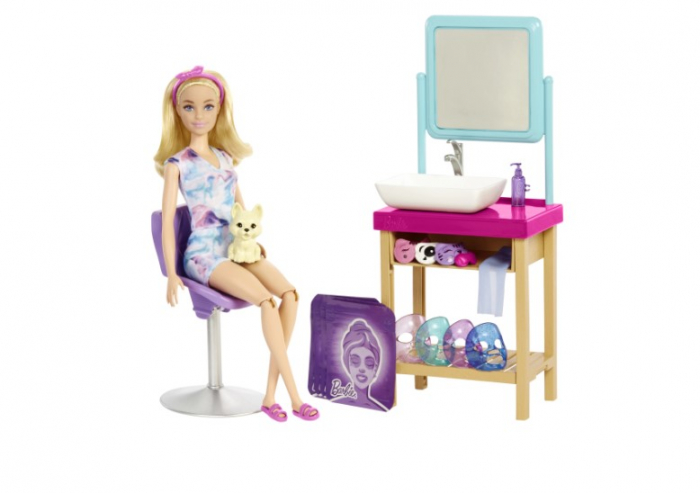Set de joaca Papusa Barbie –O zi la salonul de cosmetica [3]