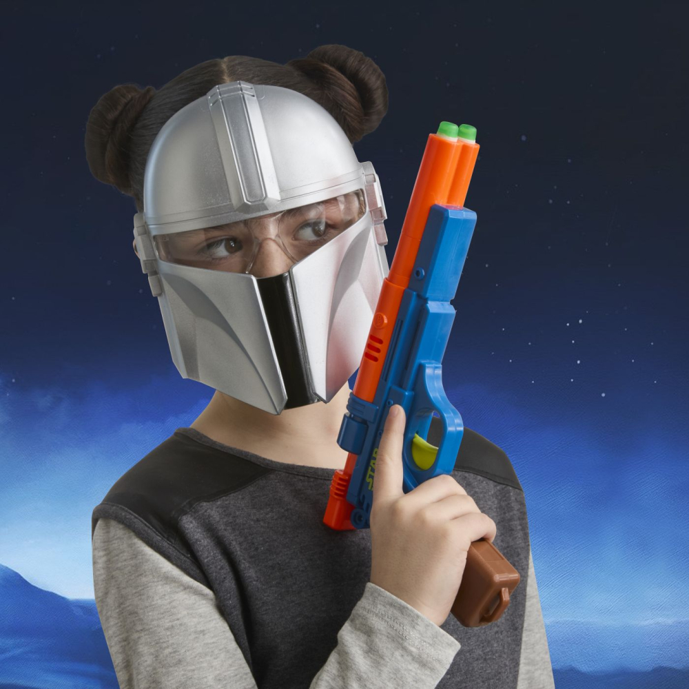 STAR WARS MANDALORIANUL SI GROGU SET BLASTER SI MASCA MANDALORIANUL CU LUMINI SI SUNETE [6]