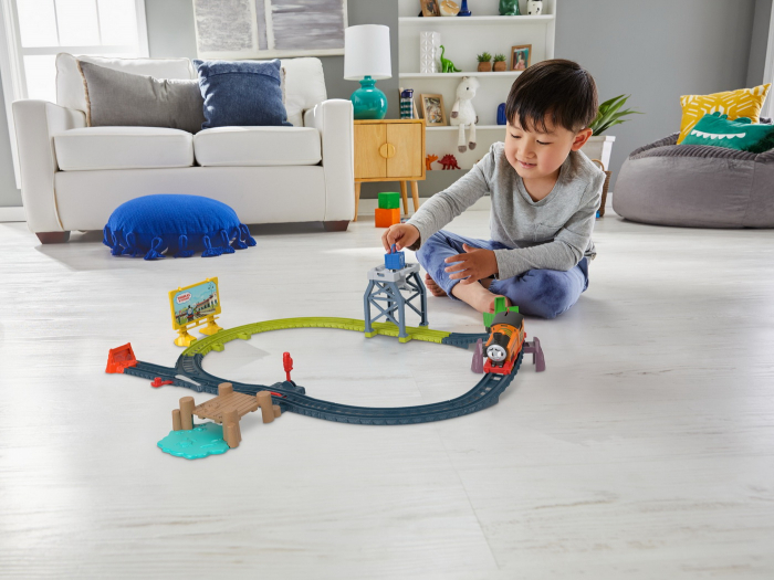 Thomas Set de Joaca cu Locomotiva Nia Motorizata [3]