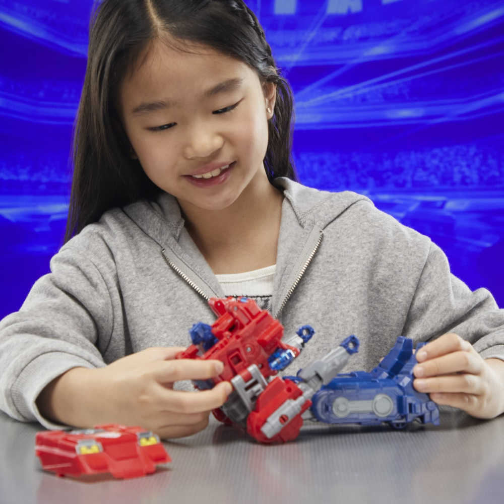 TRANSFORMERS ONE POWER FLIP OPTIMUS PRIME [4]