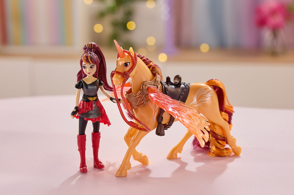 UNICORN ACADEMY SET MAGIA ARIPILOR CU PAPUSA VALENTINA SI UNICORNUL CINDER CU ACCESORII [9]