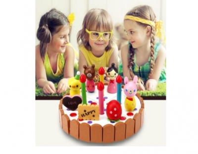 Tort aniversar de jucarie din lemn [5]