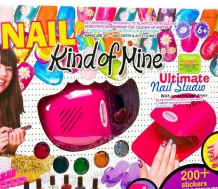 Set pedichiura si manichiura cu accesorii incluse pentru fetite [2]