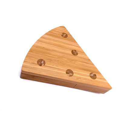 Platou servire din bambus in forma de felie de pizza cu 3 accesorii [1]