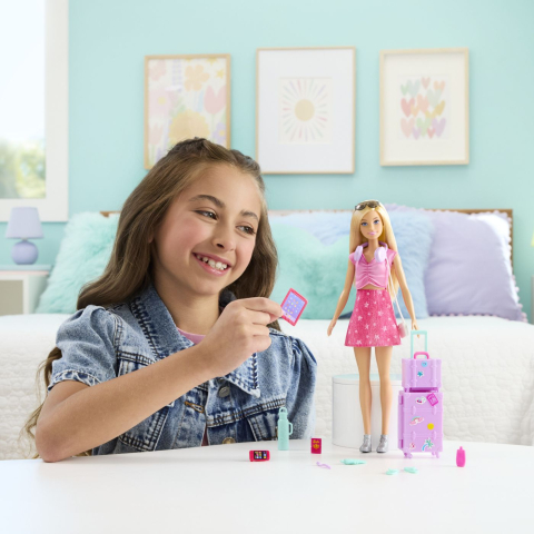 BARBIE FAMILY AND FRIENDS SET DE CALATORIE [3]