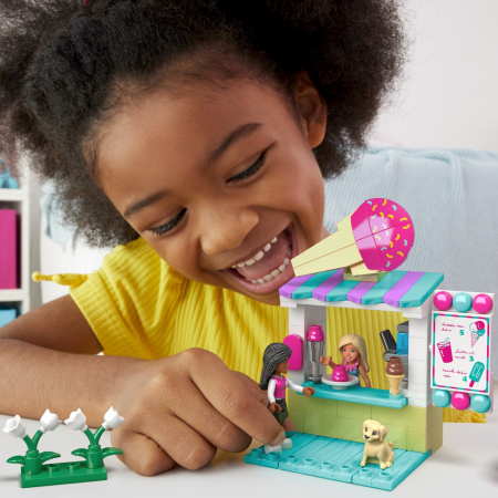 Barbie Mega Bloks - Set de Joacă Mașină Decapotabilă și Stand de Înghețată  [2]