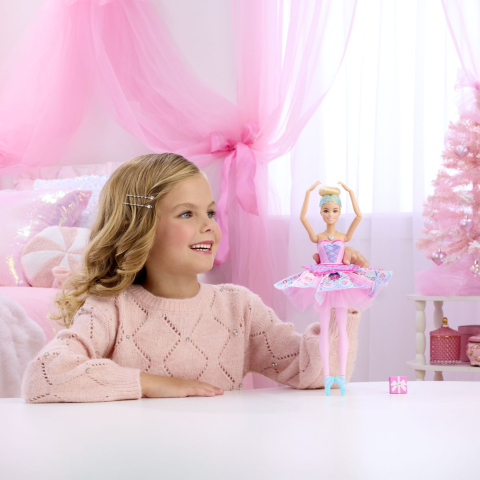 BARBIE SPARGATORUL DE NUCI PAPUSA BARBIE BALERINA [3]