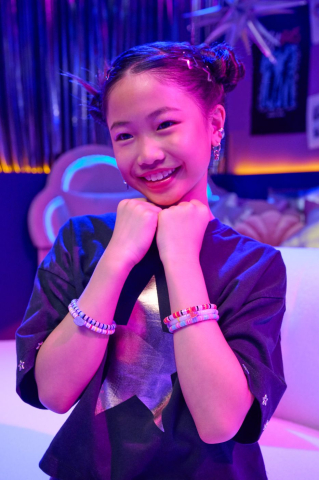 COOL MAKER K POP VANATORI DE DEMONI APARAT PENTRU CONFECTIONAT BRATARI HEISHI [6]