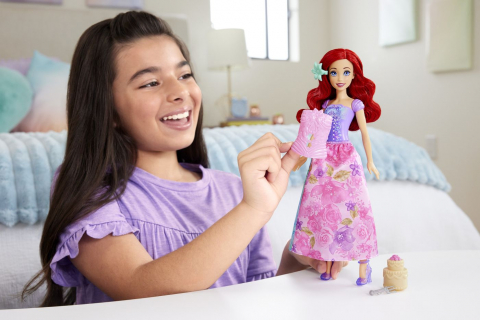 DISNEY PRINCESS SPIN AND REVEAL PAPUSA ARIEL [2]