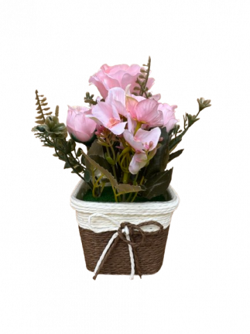Decoratiuni - Floricele roz artificiale in ghiveci maro din plastic, 10x10x21 cm