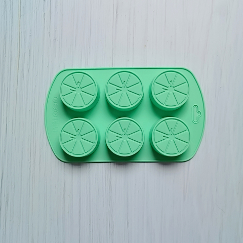 Forma din silicon pentru bomboane, forma rotunda, 6 alveole,diverse culori,19x11x1.8 cm [3]