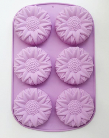 Forme Silicon pentru prăjituri,brioșe și jeleuri - Forma din silicon pentru briose, forma floarea soarelui, 6 alveole, diverse culori,27x17x3 cm