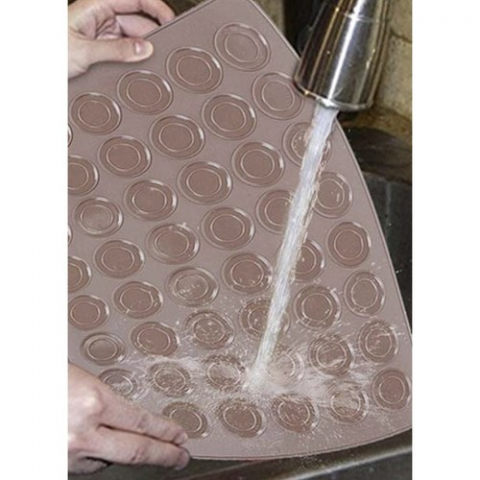 Forma din silicon pentru macarons, 2 dimensiuni, 48 orificii, 38,5 x 28,5 x 0,3 cm, maro [5]