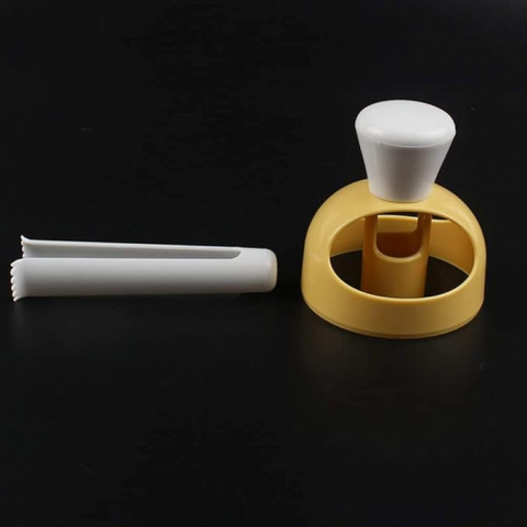 Forma pentru gogosi din plastic cu cleste, galben ,8x9.5 cm [5]