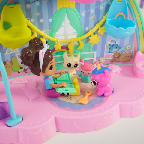 GABBYS DOLLHOUSE SET CAMERA DE JOACA KITTY CARE EAR PURRFECT [1]