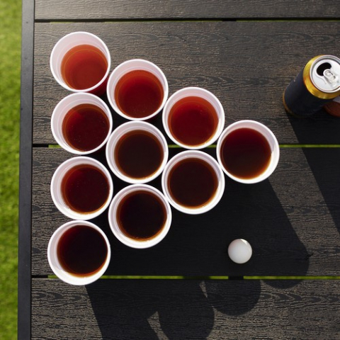 Joc de petrecere Beer Pong cu 50 de pahare si 3 mingiute [5]