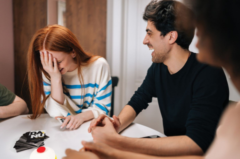 JOC DE SOCIETATE DA SAU NU PENTRU ADULTI IN LIMBA ROMANA [3]